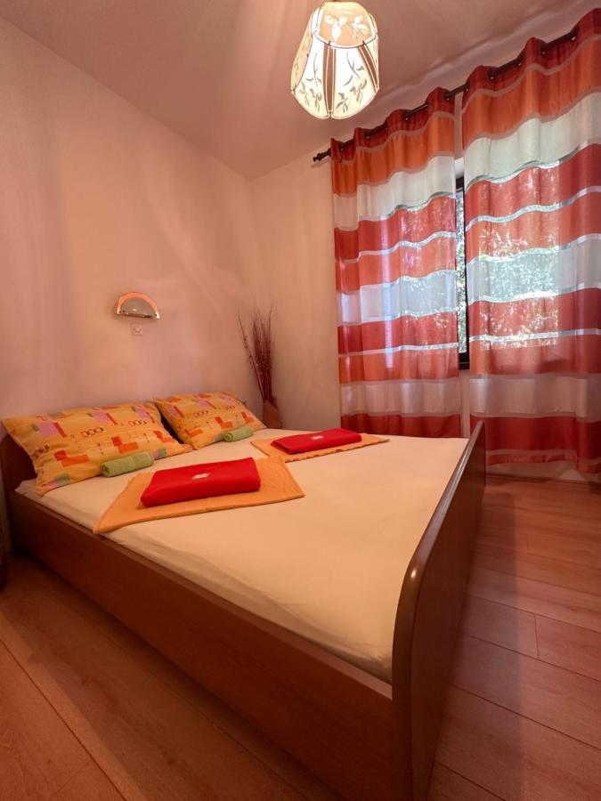 Apartmani Tariba Banjol Eksteriør bilde